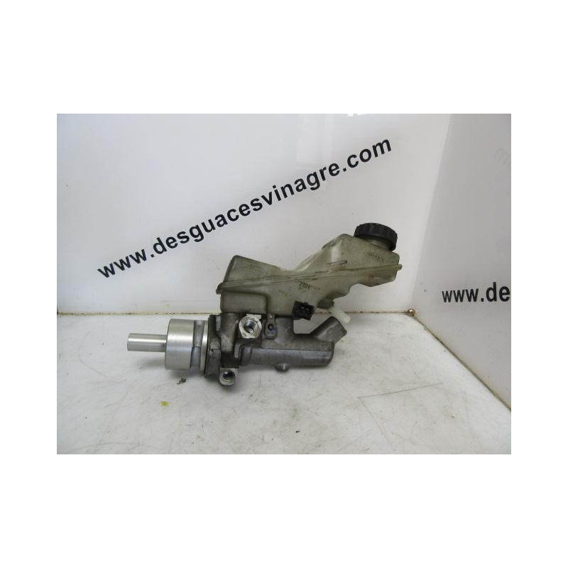 Recambio de bomba de freno : toyota avensis : 2.2 crdi (176,75cv) 5p [2006] para toyota avensis 2.2 crdi referencia OEM IAM   