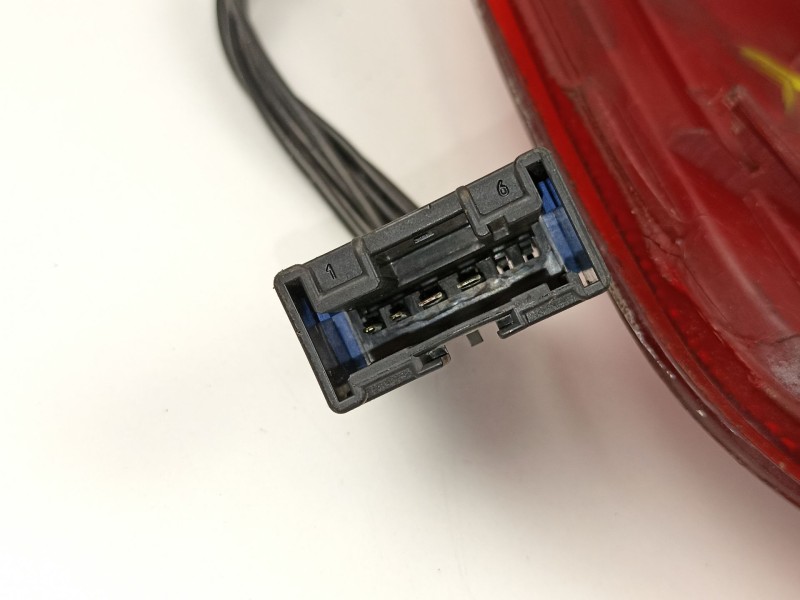 Recambio de piloto trasero derecho para citroën c4 1.6 hdi referencia OEM IAM 9655863980  