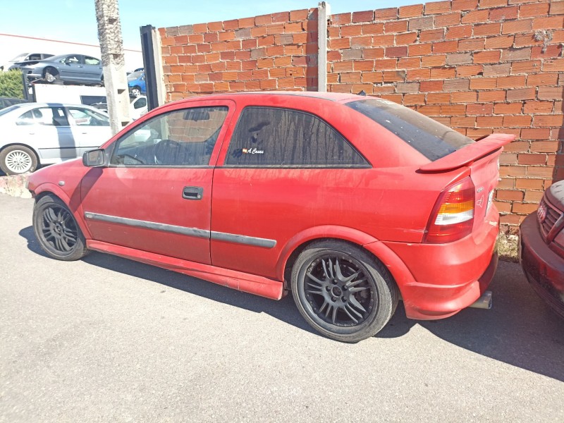 opel astra g fastback (t98) del año 2000