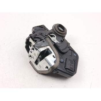 CERRADURA PUERTA TRASERA DERECHA 8231065J15 