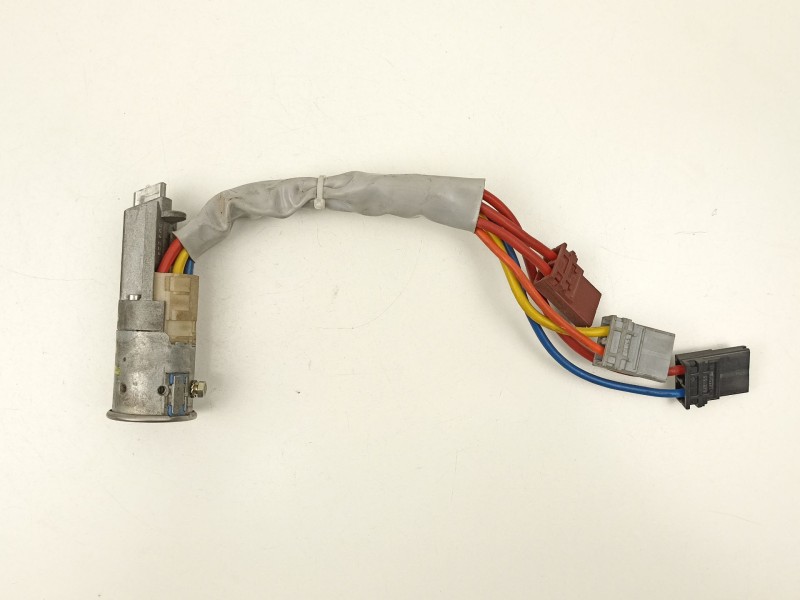 Recambio de conmutador de arranque para peugeot 405 1.9 d referencia OEM IAM 416292  