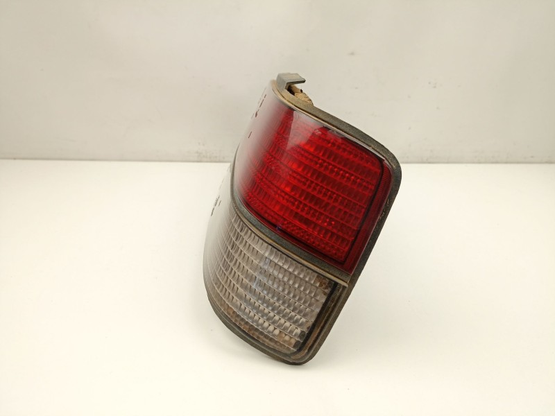 Recambio de piloto trasero derecho para peugeot 405 berlina 1.6 referencia OEM IAM 635163 6751222 