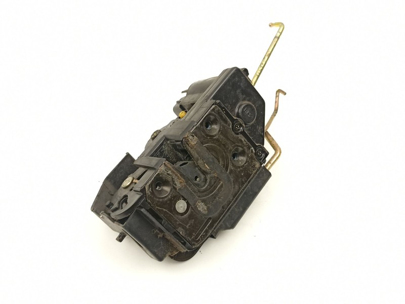 Recambio de cerradura puerta delantera derecha para hyundai getz (tb) 1.3 i referencia OEM IAM 813201C000  