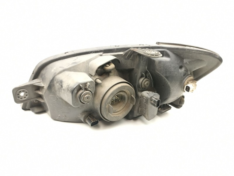 Recambio de faro derecho para hyundai getz (tb) 1.3 i referencia OEM IAM 921201C010  