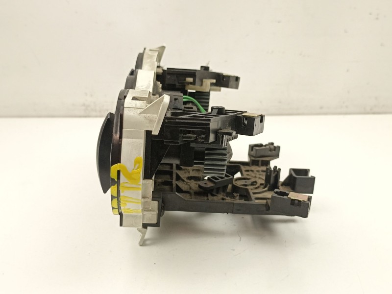 Recambio de mandos calefaccion aire para hyundai getz (tb) 1.3 i referencia OEM IAM 972501C100  