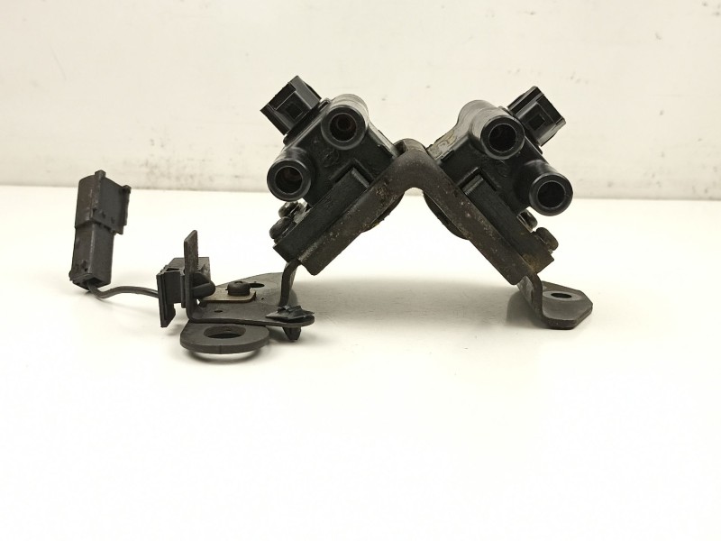 Recambio de bobina para hyundai getz (tb) 1.3 i referencia OEM IAM 2730122600  