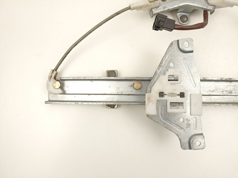 Recambio de elevalunas trasero izquierdo para daewoo nubira 1.8 g t18sed referencia OEM IAM 96549518  