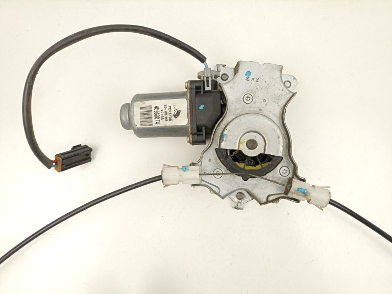 Recambio de elevalunas delantero derecho para nissan primera 1.6 g referencia OEM IAM 807009F500 400600T4 