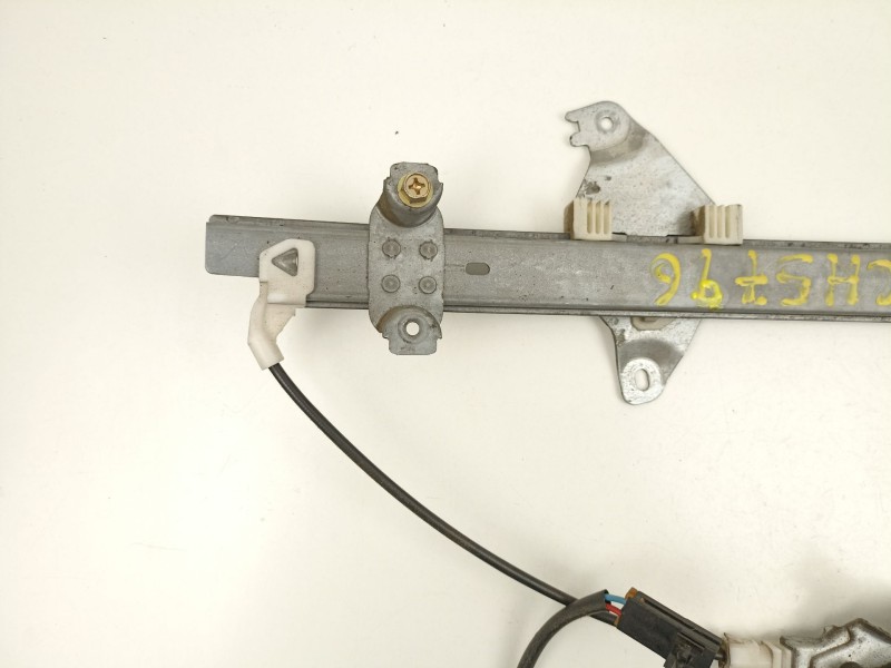 Recambio de elevalunas delantero derecho para nissan primera 1.6 g referencia OEM IAM 807009F500 400600T4 