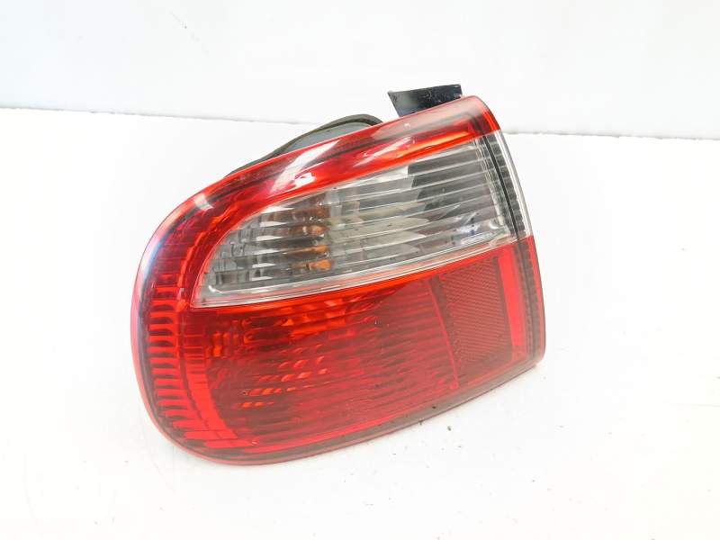 Recambio de piloto trasero izquierdo para seat toledo ii (1m2) 1.9 tdi referencia OEM IAM 1M6945095B  