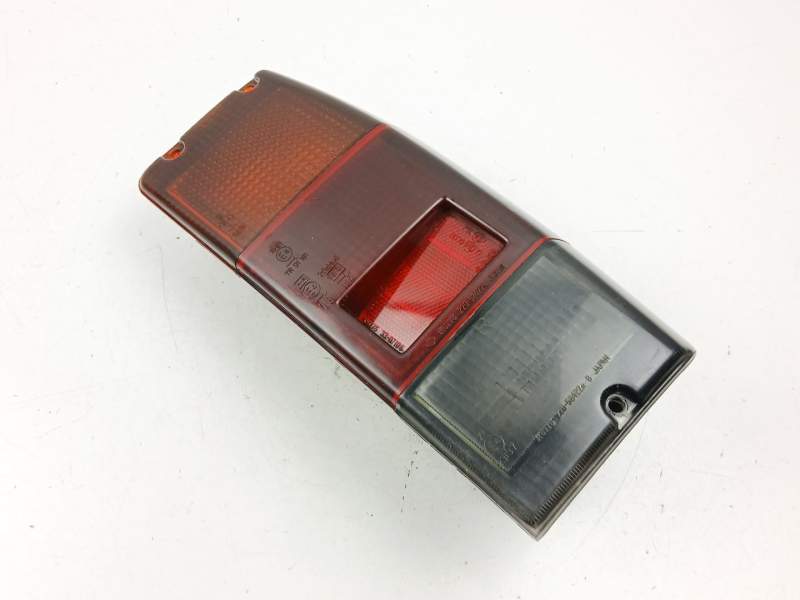 Recambio de piloto trasero derecho para nissan vanette 2.0 d -ld20-ii referencia OEM IAM 26550G4001  