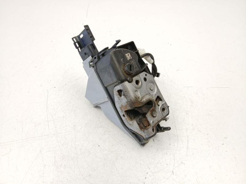 Recambio de cerradura puerta trasera izquierda para peugeot 5008 (0u_, 0e_) 1.6 hdi referencia OEM IAM 9138Y9  
