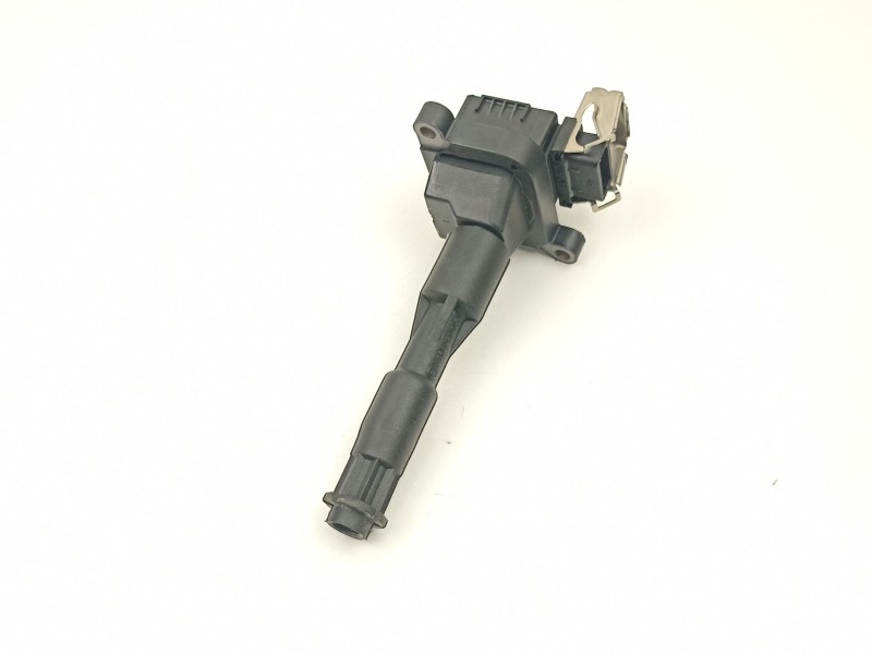 Recambio de bobina para bmw 5 (e39) 528 i referencia OEM IAM 12131703228 0221504004 