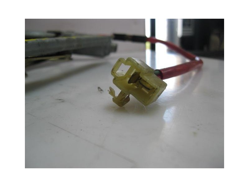 Recambio de elevalunas elec. del. dch. : suzuki swift : 1.3 g/g13bb (85cv) 3p [2002] para suzuki swift 1.3 g/g13bb referencia OE