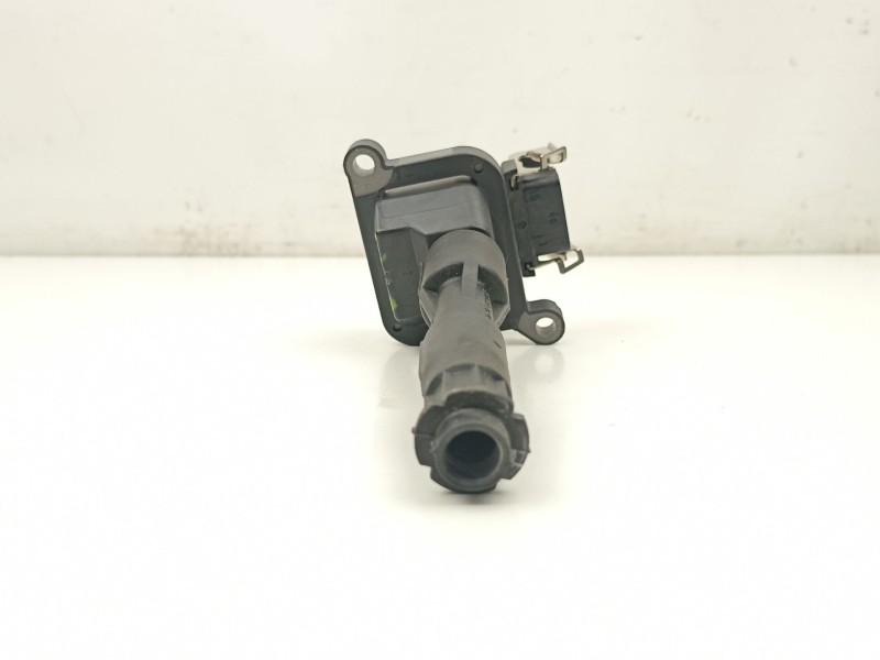 Recambio de bobina para bmw 5 (e39) 528 i referencia OEM IAM 12131703228 0221504004 