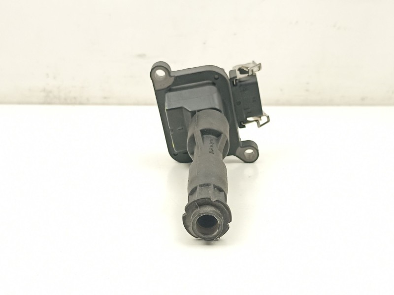 Recambio de bobina para bmw 5 (e39) 528 i referencia OEM IAM 12131703228 0221504004 