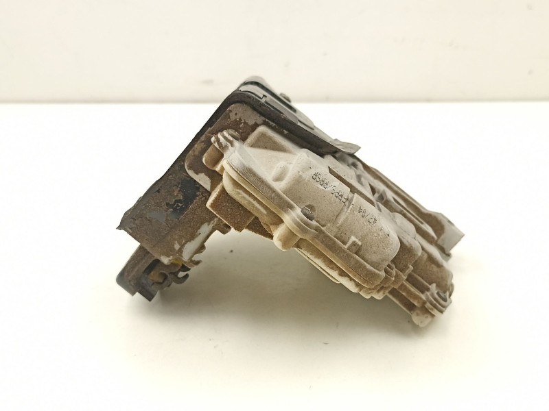 Recambio de cerradura puerta delantera derecha para audi a4 b7 (8ec) 2.0 tdi 16v referencia OEM IAM 8E1837016AA  