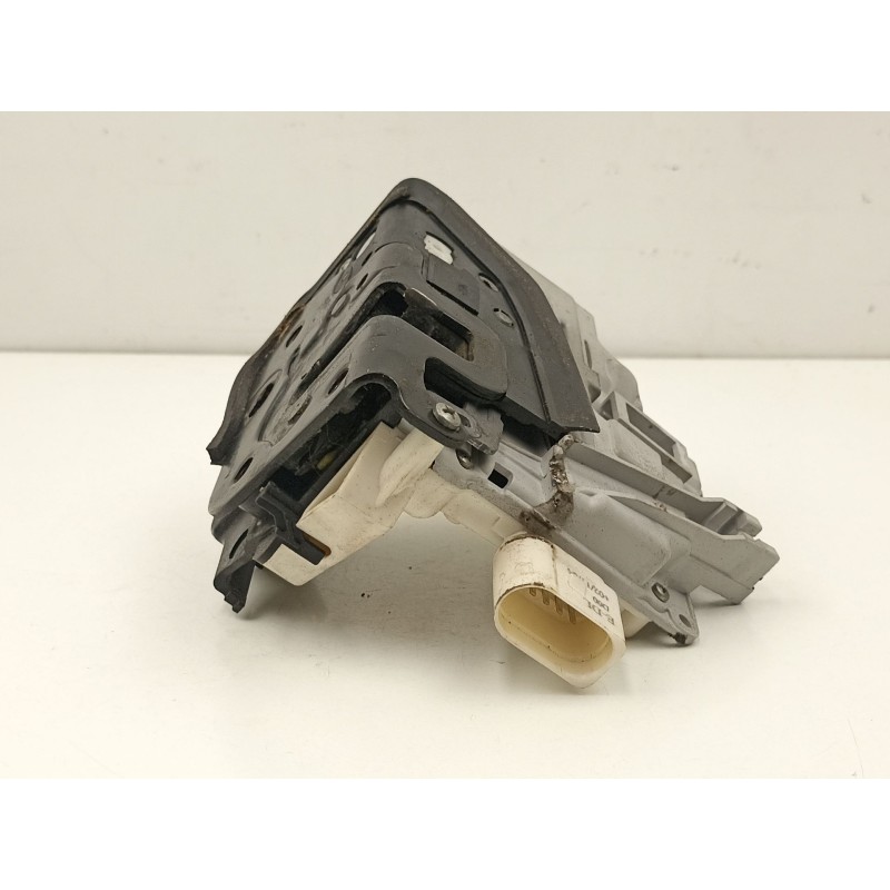 Recambio de cerradura puerta delantera izquierda para audi a4 b7 (8ec) 2.0 tdi 16v referencia OEM IAM 8E1837015AA  