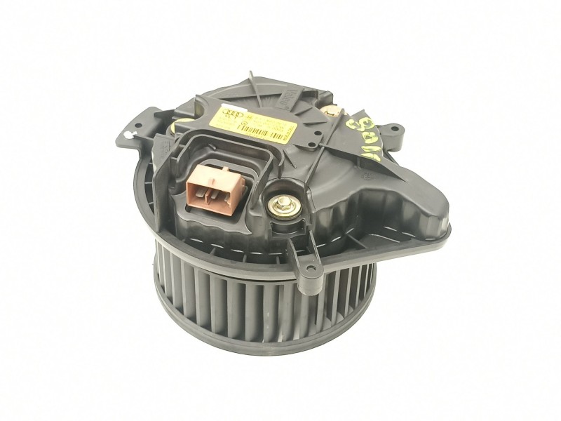 Recambio de motor calefaccion para audi a4 b7 (8ec) 2.0 tdi 16v referencia OEM IAM 8E1820021E  