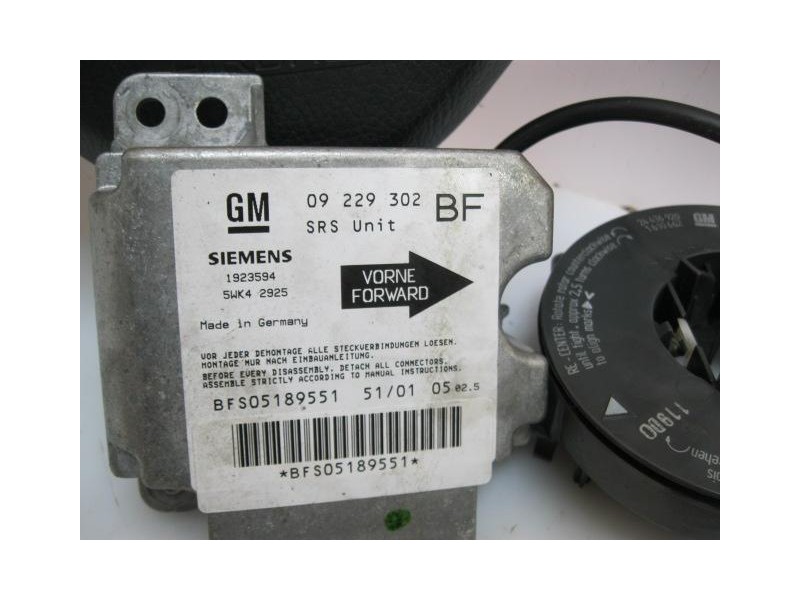 Recambio de airbag conductor : opel astra : 1.8 g -z18xe (125,12cv) 5p [2002] para opel astra 1.8 g -z18xe referencia OEM IAM CO