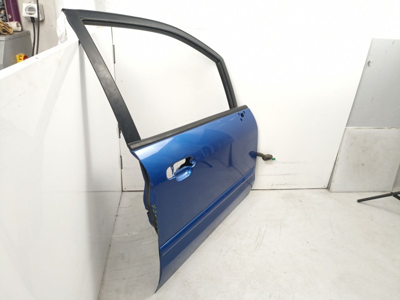 Recambio de puerta delantera derecha para mazda premacy (cp) 2.0 turbodiesel cat referencia OEM IAM C14558020B  