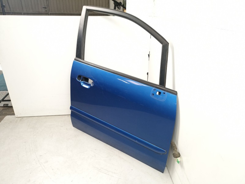 Recambio de puerta delantera derecha para mazda premacy (cp) 2.0 turbodiesel cat referencia OEM IAM C14558020B  