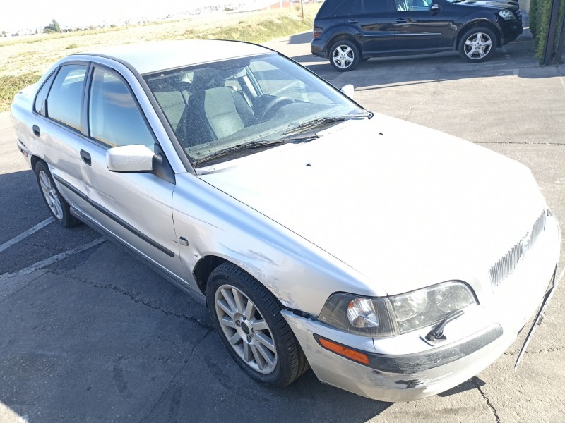 volvo s40 i (644) del año 2000