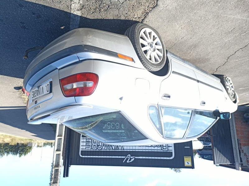 volvo s40 i (644) del año 2000