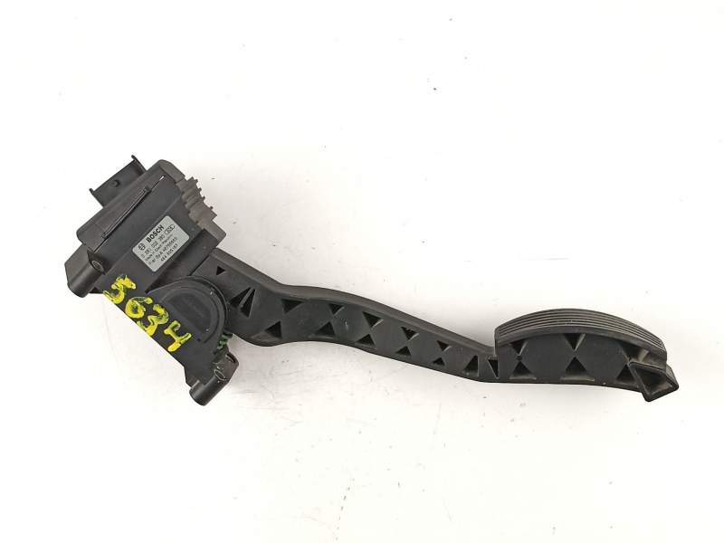 Recambio de potenciometro aceleracion para alfa romeo 147 1.6 g referencia OEM IAM 46755863 0281002380 