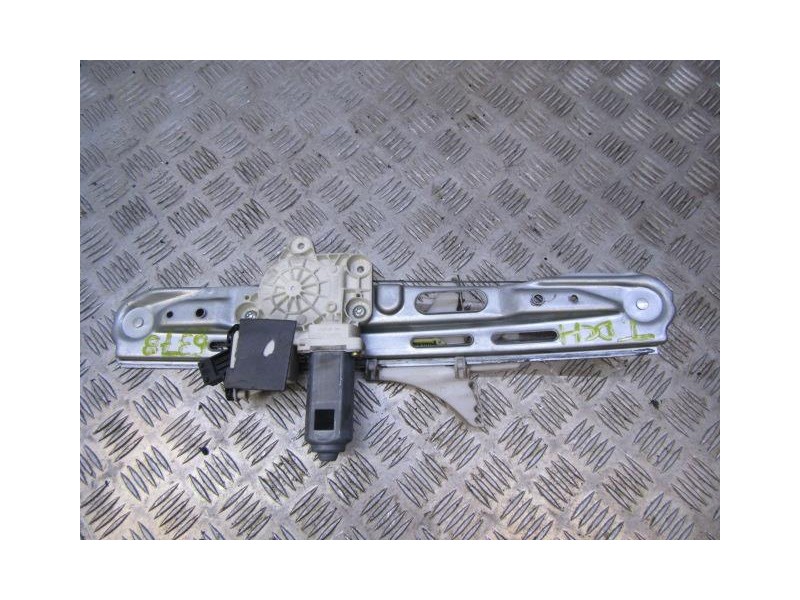 Recambio de elevalunas elec. tra. dch. : opel vectra : 2.2 td [2002] para opel vectra 2.2 td referencia OEM IAM 106155-102CONFOR