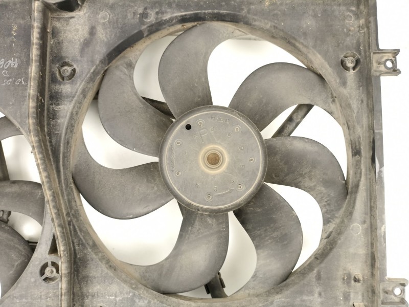 Recambio de electroventilador para seat toledo (1m2) 1.9 tdi referencia OEM IAM 1J0121205B  