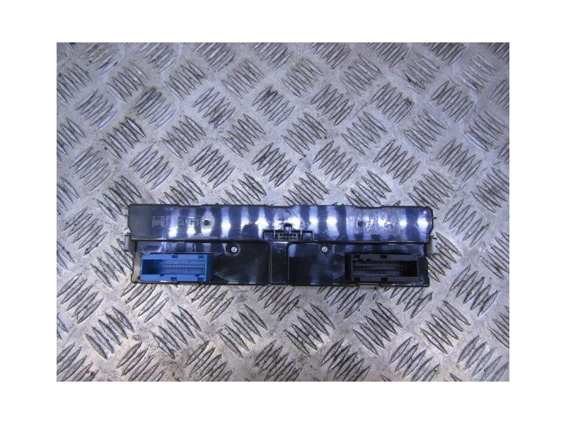 Recambio de mandos calefaccion : opel vectra : 1.9 tddi (150cv) 6v [2007] para opel vectra 1.9 tddi 6v referencia OEM IAM 746707