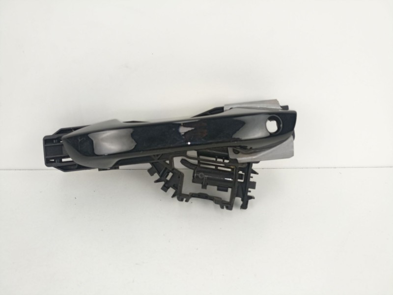 Recambio de manilla delantera izquierda para seat leon sportstourer (kl8) 1.5 tsi referencia OEM IAM 5A1837205 5FB837811D 