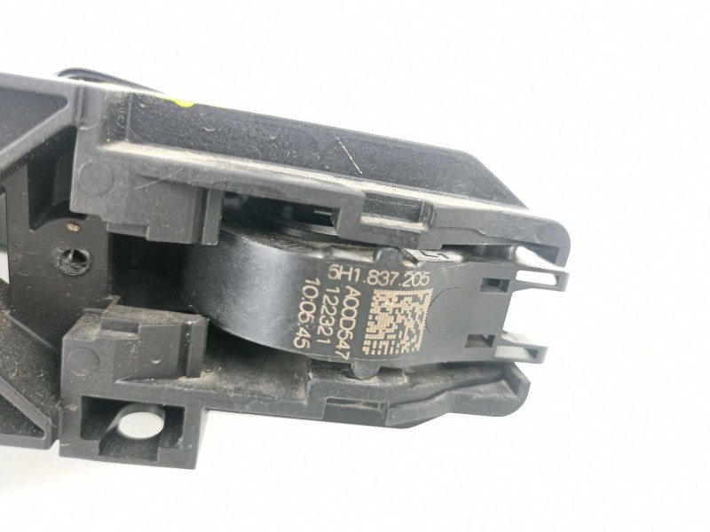Recambio de manilla delantera izquierda para seat leon sportstourer (kl8) 1.5 tsi referencia OEM IAM 5A1837205 5FB837811D 