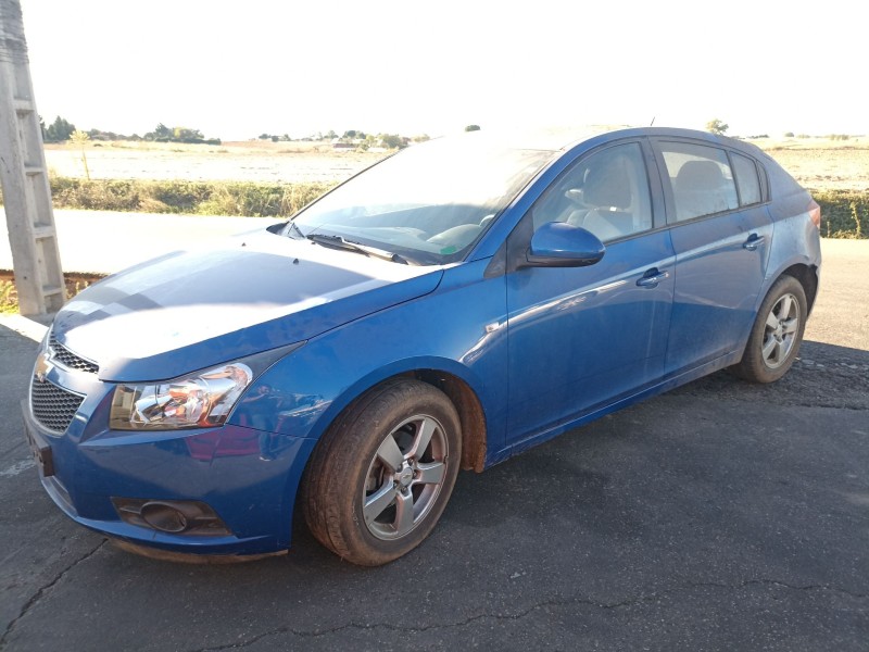 chevrolet cruze fastback (j305) del año 2011