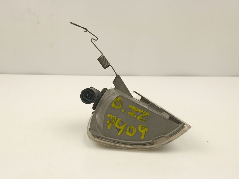 Recambio de piloto delantero izquierdo para peugeot 405 1.8 d-a8a turbo referencia OEM IAM 630194  