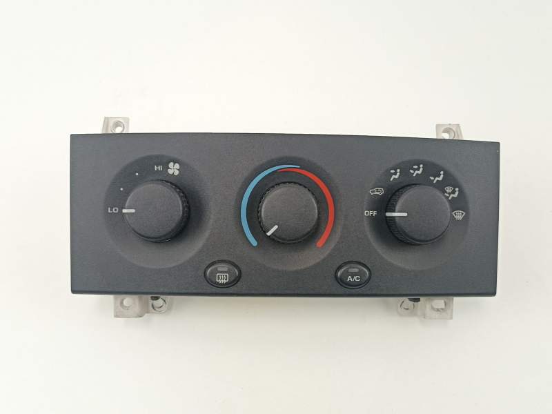 Recambio de mandos calefaccion aire para jeep gr.cherokee (wj/wg) 3.1 td cat referencia OEM IAM 55115904  