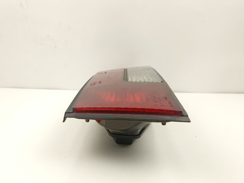 Recambio de piloto trasero derecho para peugeot 405 1.8 d-a8a turbo referencia OEM IAM 635163  