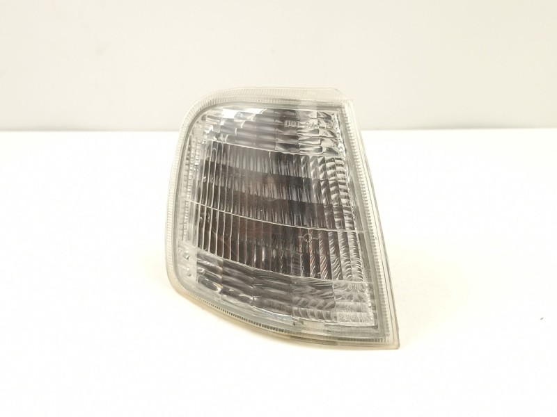 Recambio de piloto delantero derecho para peugeot 405 berlina 1.6 referencia OEM IAM 630195  