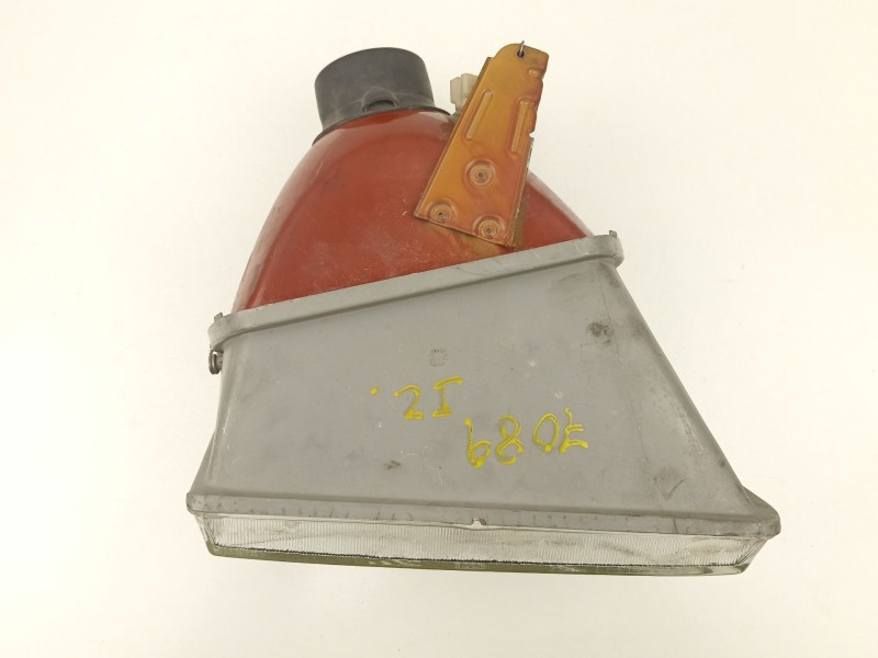 Recambio de faro izquierdo para peugeot 309 1.3 g referencia OEM IAM 620492  