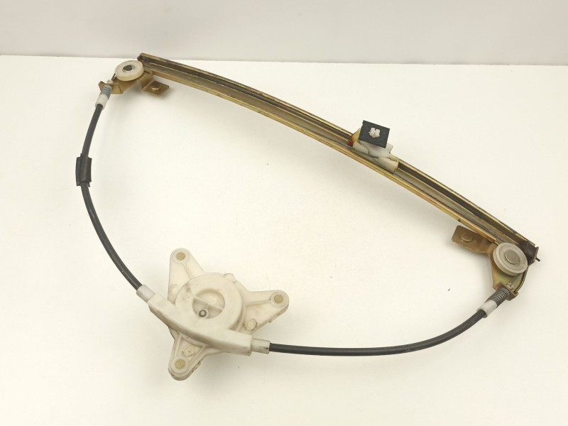 Recambio de elevalunas trasero izquierdo para peugeot 405 1.8 d-a8a turbo referencia OEM IAM 922329  