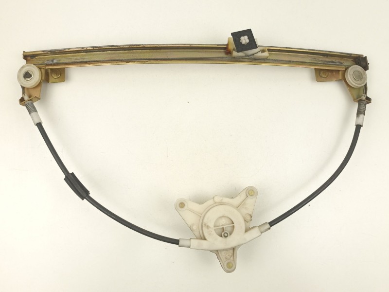 Recambio de elevalunas trasero izquierdo para peugeot 405 1.8 d-a8a turbo referencia OEM IAM 922329  