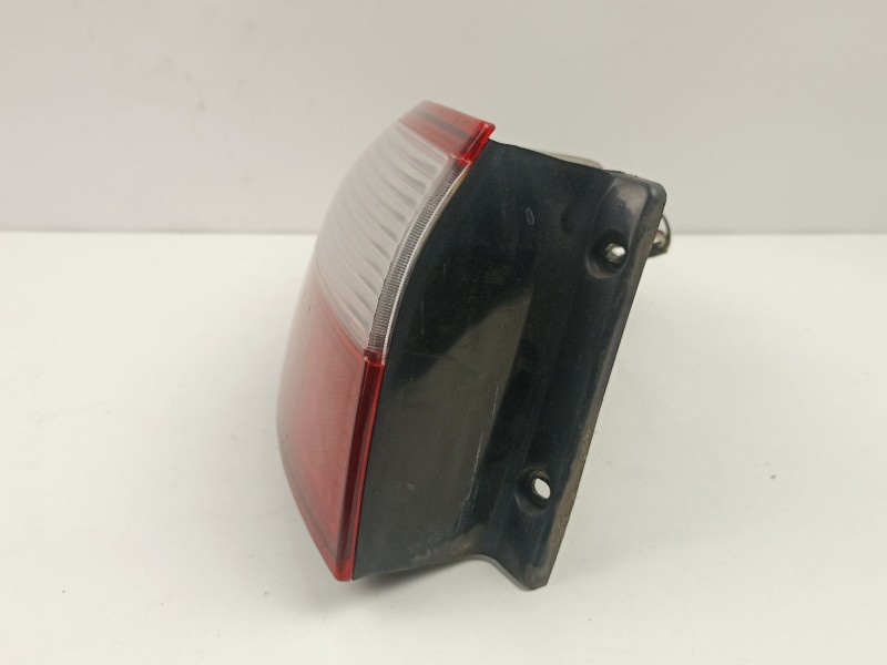 Recambio de piloto trasero izquierdo para daewoo lanos (klat) 1.5 referencia OEM IAM 96304618  