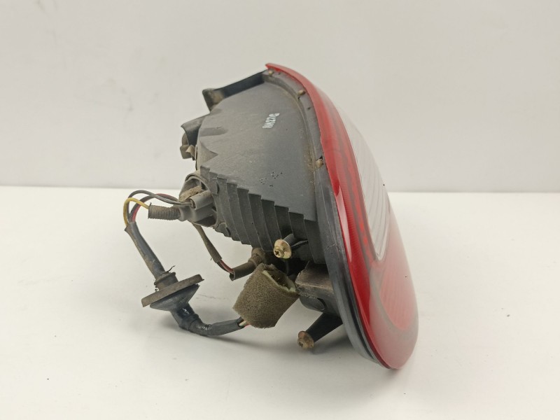 Recambio de piloto trasero izquierdo para daewoo lanos (klat) 1.5 referencia OEM IAM 96304618  