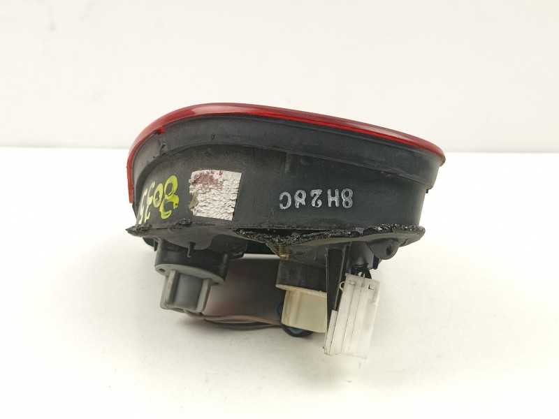 Recambio de piloto porton derecho para daewoo lanos (klat) 1.5 referencia OEM IAM 96304630  