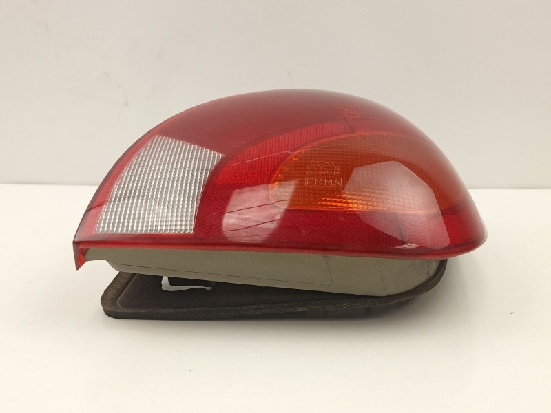 Recambio de piloto trasero derecho para ford fiesta iv (ja_, jb_) 1.3 i referencia OEM IAM 96FG13A602BC  