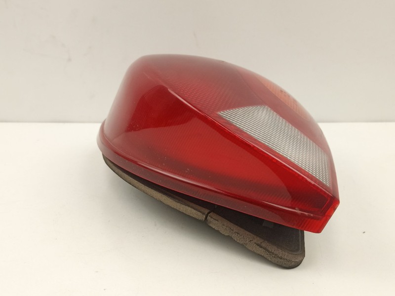 Recambio de piloto trasero derecho para ford fiesta iv (ja_, jb_) 1.3 i referencia OEM IAM 96FG13A602BC  