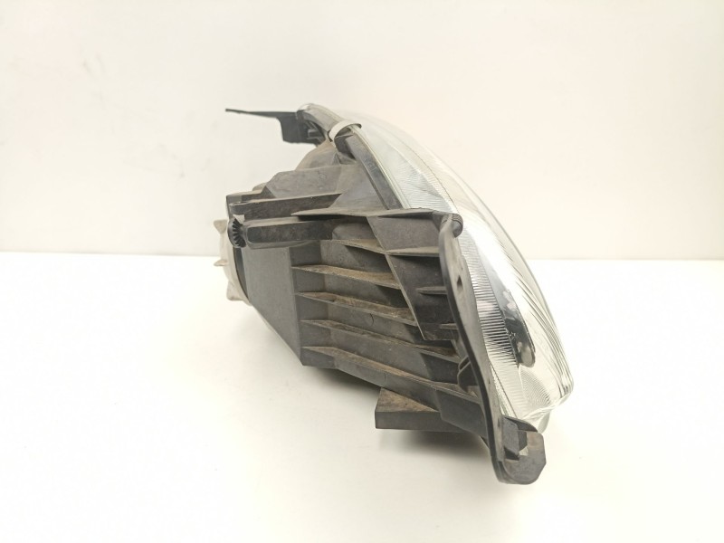 Recambio de faro izquierdo para ford fiesta iv (ja_, jb_) 1.3 i referencia OEM IAM YS6113006EC  