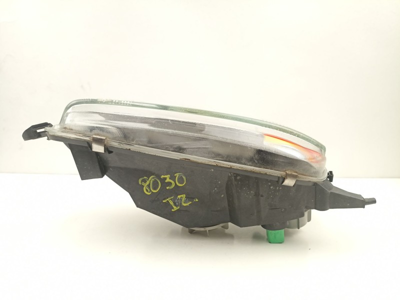 Recambio de faro izquierdo para ford fiesta iv (ja_, jb_) 1.3 i referencia OEM IAM YS6113006EC  