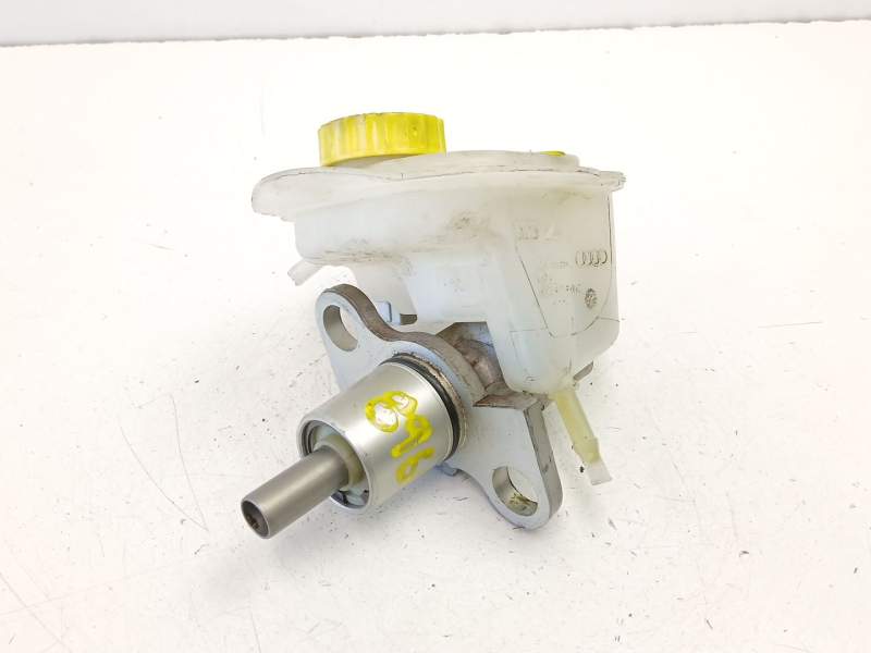 Recambio de bomba de freno para audi a4 b5 (8d2) 1.8 t referencia OEM IAM 4D0611021A  